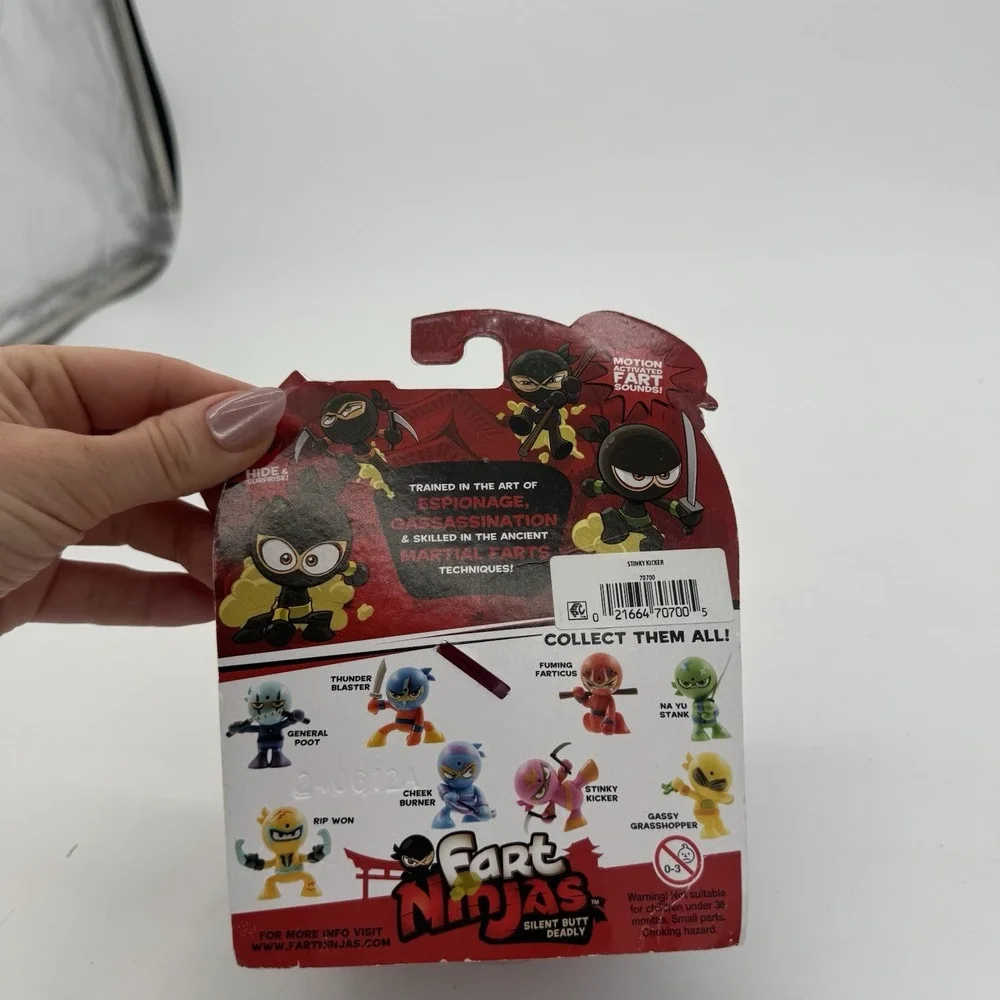 Fart Ninjas Series 8 Lot 2 Stinky Kicker Na Yu Stank Motion Activated Sound